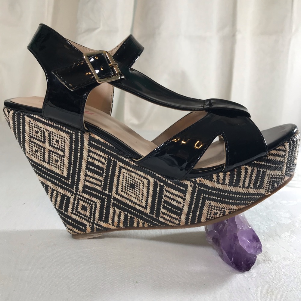 Zoey patent faux leather printed style platform